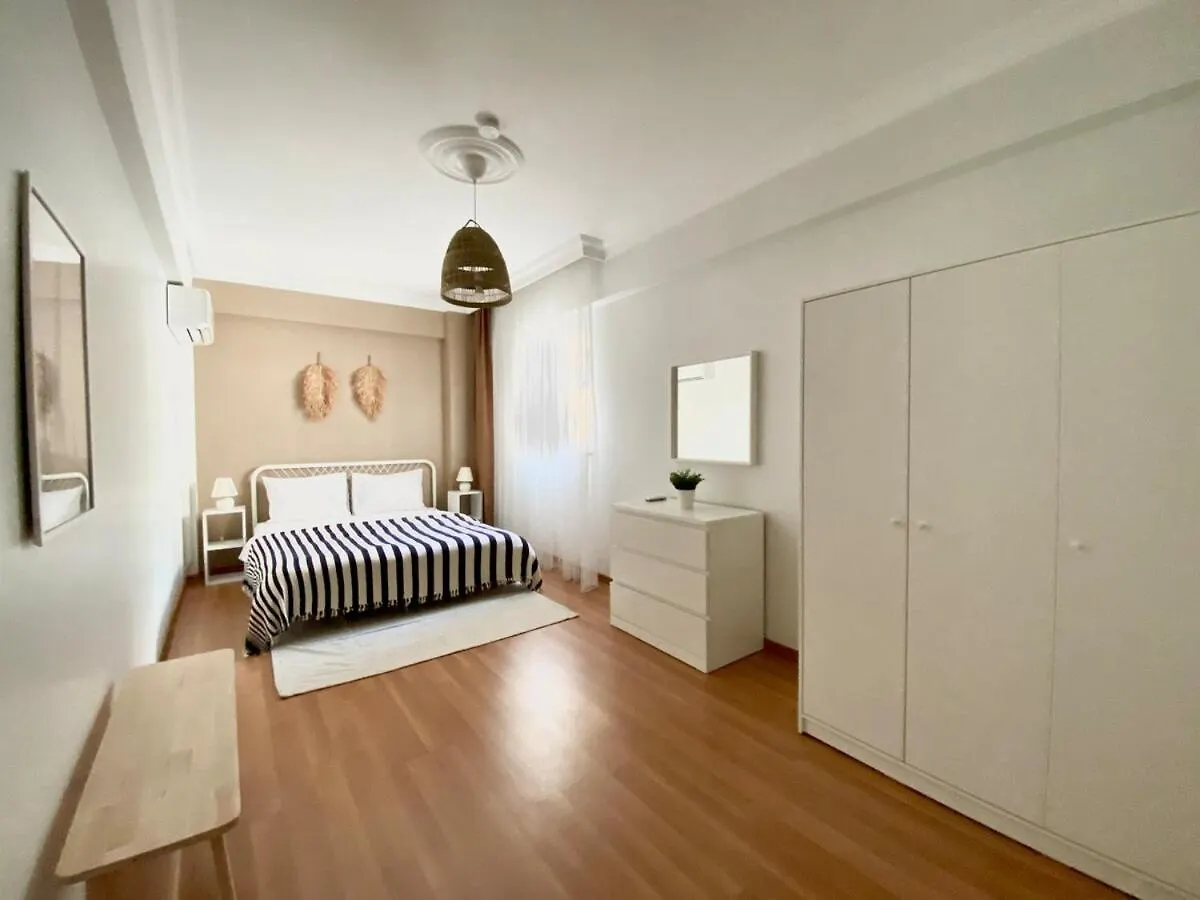 איסטמבול City Center 3 Bedroom Flat - No4